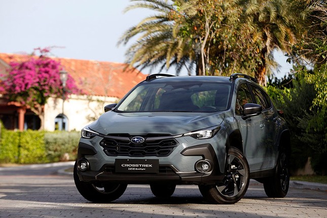 Xem Subaru Crosstrek 2024 gia tu 1,098 ty dong-Hinh-2