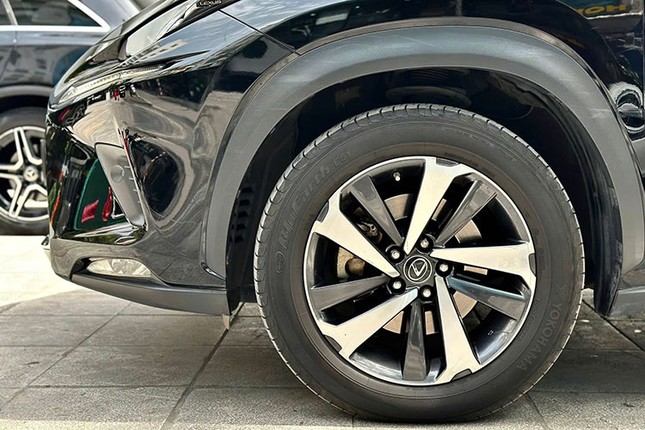Lexus NX300 dang duoc chao ban o Ha Noi voi muc gia kho tin-Hinh-4