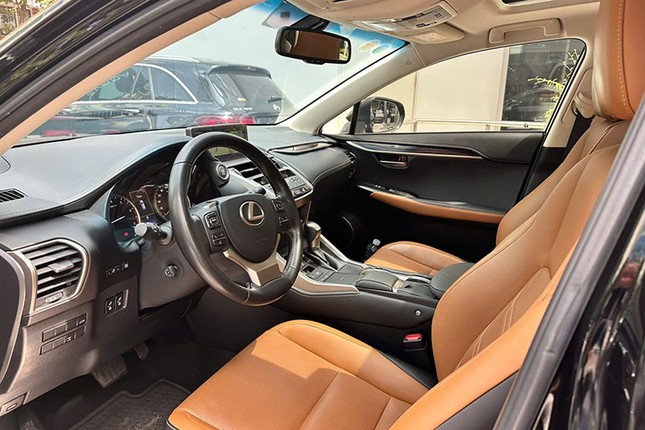 Lexus NX300 dang duoc chao ban o Ha Noi voi muc gia kho tin-Hinh-5