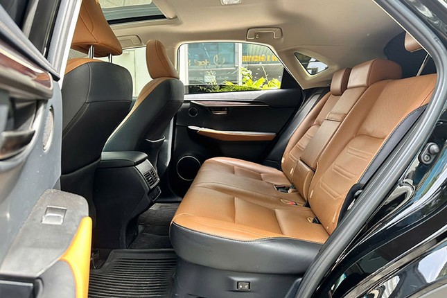 Lexus NX300 dang duoc chao ban o Ha Noi voi muc gia kho tin-Hinh-8
