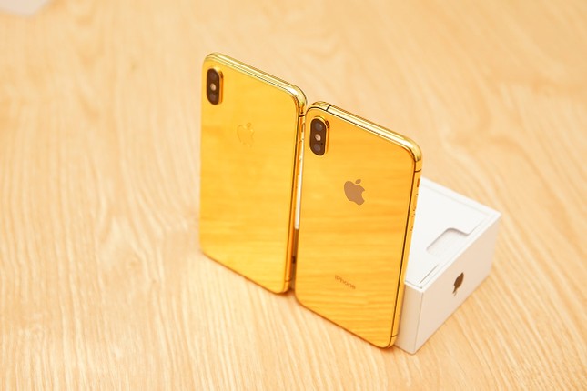 Tren tay iPhone XS ma vang hon 50 trieu dong tai Viet Nam-Hinh-3