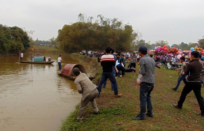 4 phien cho cau may chi dien ra duy nhat mot lan trong nam-Hinh-12