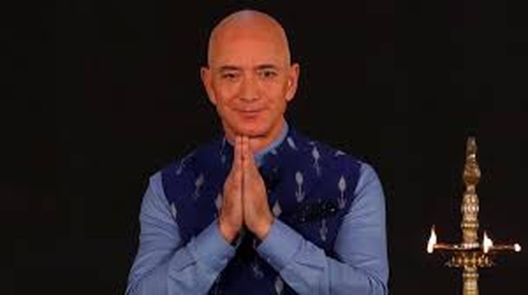 Voi gia tai khong lo, ty phu Jeff Bezos lai tieu tien the nay-Hinh-7