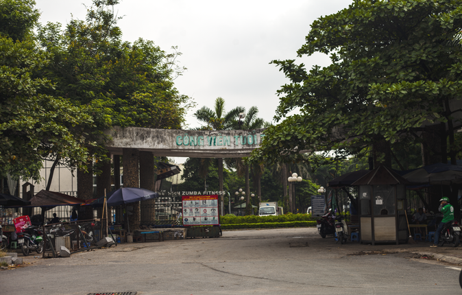 Cong vien nuoc nghin ty o Ha Noi bi bo hoang 13 nam gio ra sao?