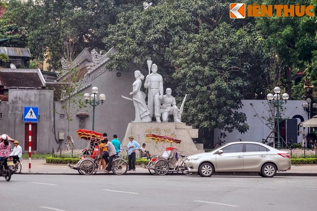 Biet gi ve nhung tuong dai ton nghiem o Ha Noi-Hinh-12