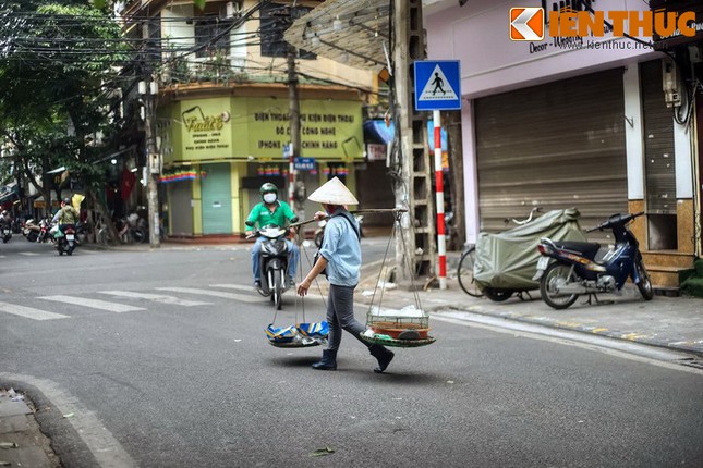 Con pho mang ten mon an 'nhay nhua' o Ha Noi xua gio ra sao?-Hinh-14