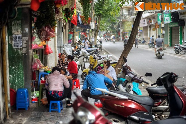 Con pho mang ten mon an 'nhay nhua' o Ha Noi xua gio ra sao?-Hinh-4