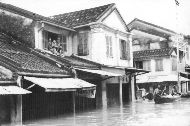 Pho co Hoi An trong tran 'dai hong thuy' nam Giap Thin 1964-Hinh-3