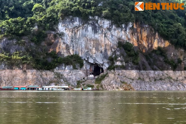 Ngat ngay canh sac than tien cua ho thuy dien Hoa Binh-Hinh-9