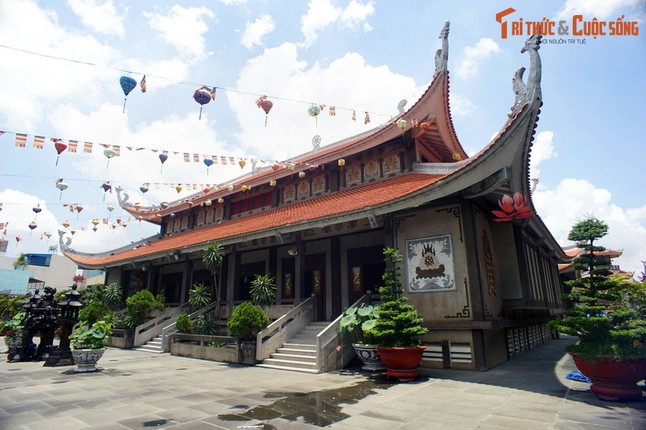 Nhung dieu thu vi it biet ve ngoi chua noi tieng nhat TP HCM-Hinh-10