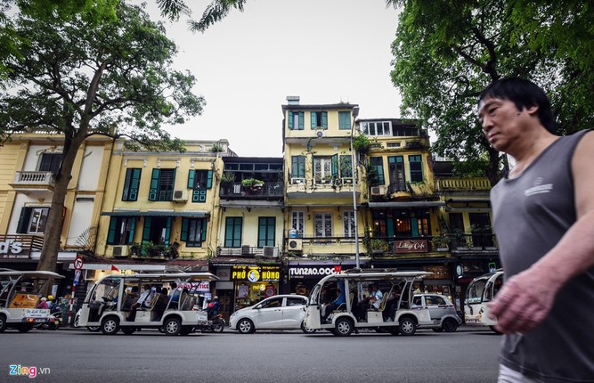 Gia dat tren 1 ty/m2, dan quanh pho co Ha Noi van song kho den kho tin-Hinh-7