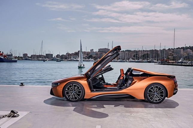 Chi tiet sieu xe BMW i8 Roadster gia 8,5 ty dong-Hinh-10