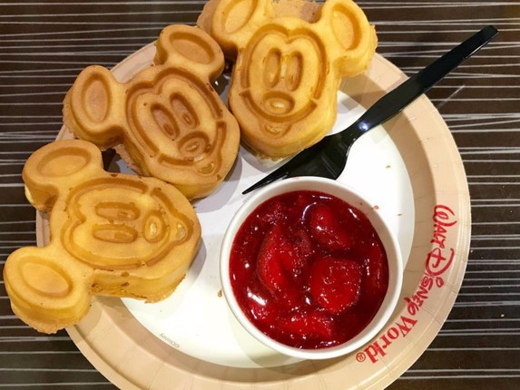 Nhung mon an bieu tuong o the gioi Disney World-Hinh-5
