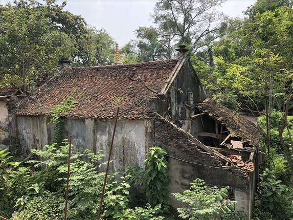 Hau dien hoang tan cua ngoi chua co cay sua 100 ty o Ha Noi-Hinh-4