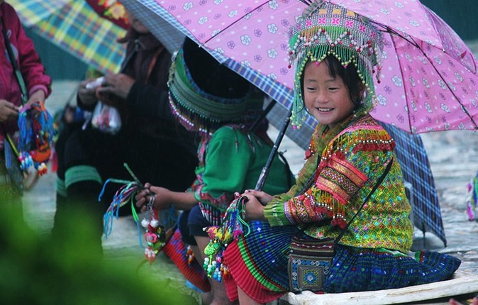 Xot xa canh tre em doi mua lanh kiem tien o Sa Pa-Hinh-12