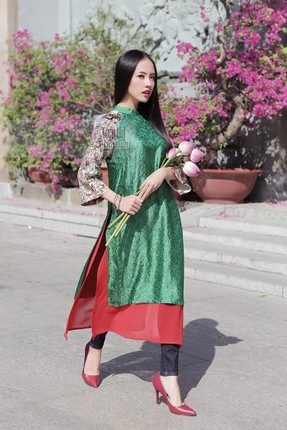 Mot ao dai cach tan “hop hon” thieu nu Viet dip Tet-Hinh-4