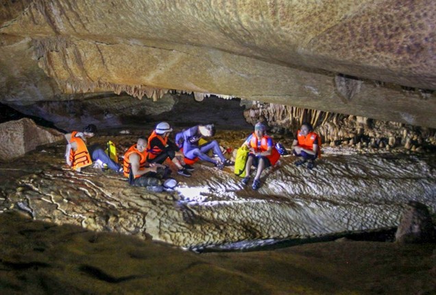 To da, nhu da hang nghin nam trong hang &quot;Son Doong cua Ba Be&quot;-Hinh-12