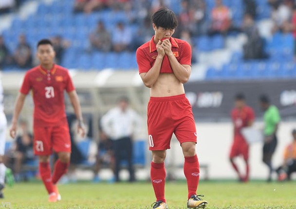 Su that chuyen Cong Phuong giai nghe sau that bai SEA Games 29-Hinh-4