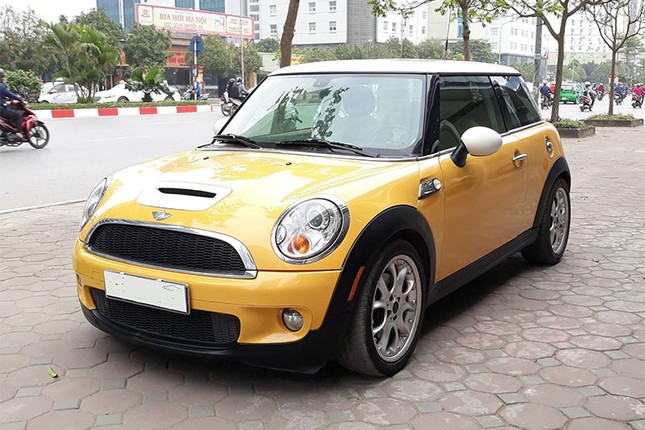 Xe sang MINI Cooper S sieu re chi 466 trieu tai Ha Noi