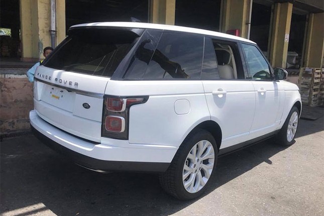 Range Rover HSE 2018 hon 8 ty dong cap ben Ha Noi-Hinh-2