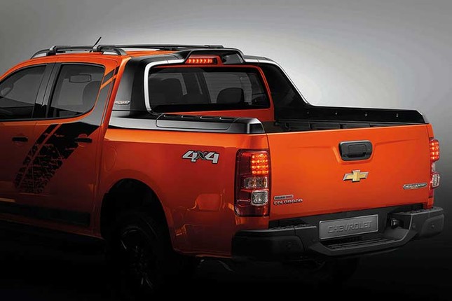 Ban tai Chevrolet Colorado Storm 