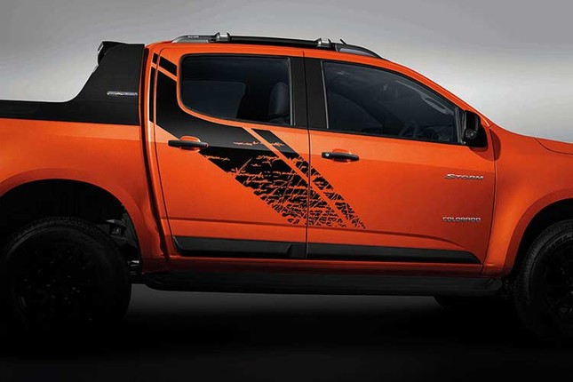 Ban tai Chevrolet Colorado Storm 