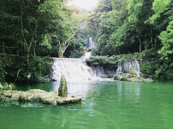 Diem an choi &quot;ngon, bo, re&quot; gan Ha Noi dip nghi le 2/9-Hinh-10