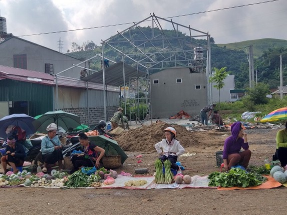 Kham pha nhung san vat vung cao o cho coc cua nguoi Thai-Hinh-8