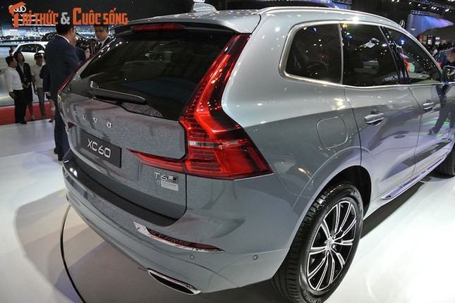 Volvo XC60 2018 “chot gia” 2,45 ty dong tai Viet Nam-Hinh-5