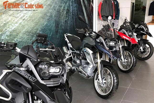 Loat moto phan khoi lon BMW giam gia “dau” Honda VN-Hinh-5