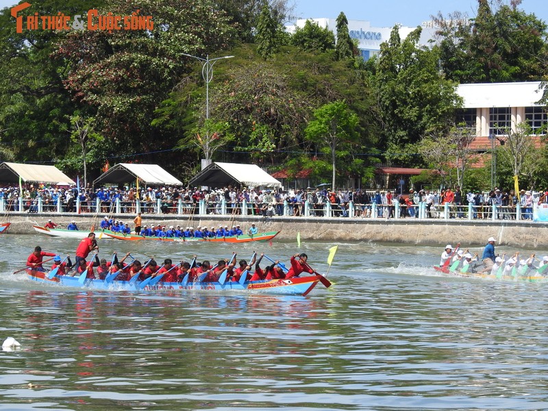 Phan Thiet chao Xuan voi le hoi dua thuyen dac sac-Hinh-3