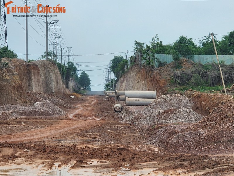 Dong Nai: Nang luc nha thau thi cong Khu cong nghiep Ho Nai the nao?-Hinh-5