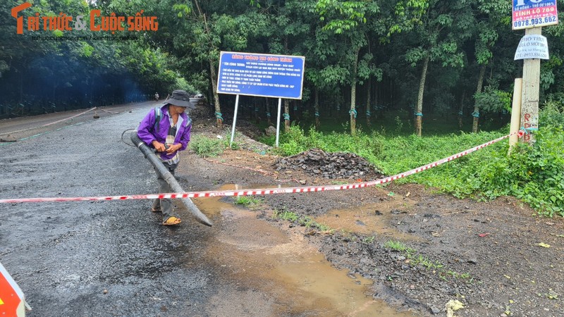 Duong Song Nhan - Dau Giay (Dong Nai): Troi mua nha thau van tham nhua? (bai 1)-Hinh-5