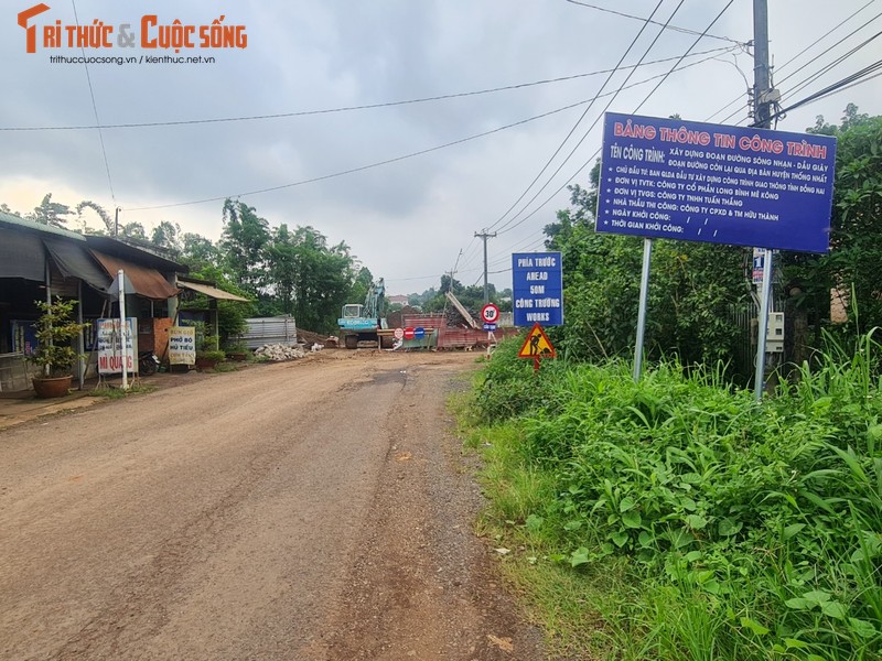 Duong Song Nhan - Dau Giay (Dong Nai): Troi mua nha thau van tham nhua? (bai 1)-Hinh-6