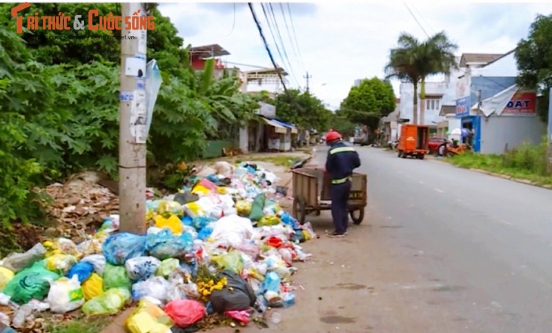 TP.Buon Ma Thuot: Ai se thuc hien 2 goi thau lon ve dich vu su nghiep cong?-Hinh-3