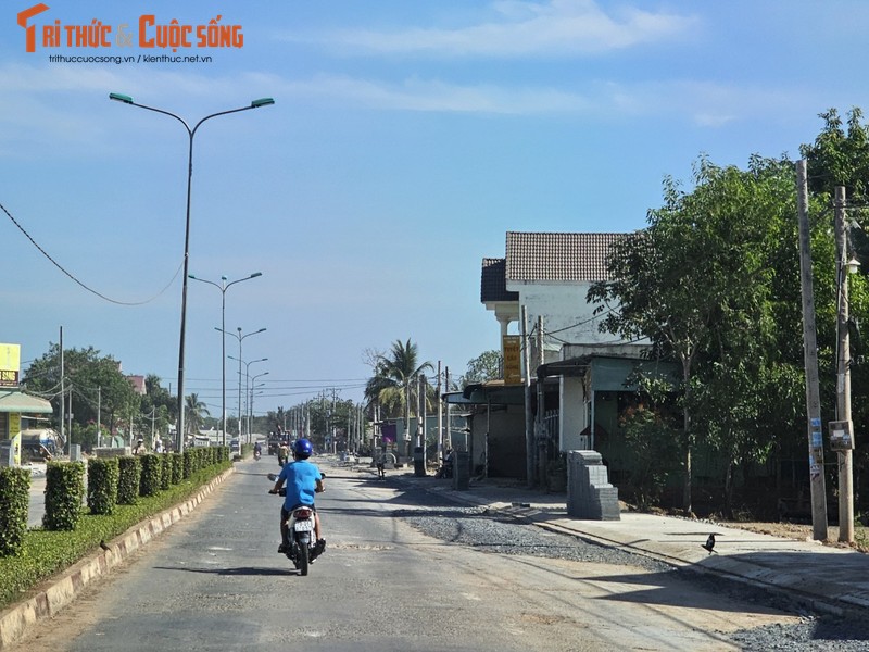 Tay Ninh: Can canh DA Tham nhua duong 30/4 huyen Tan Bien-Hinh-11