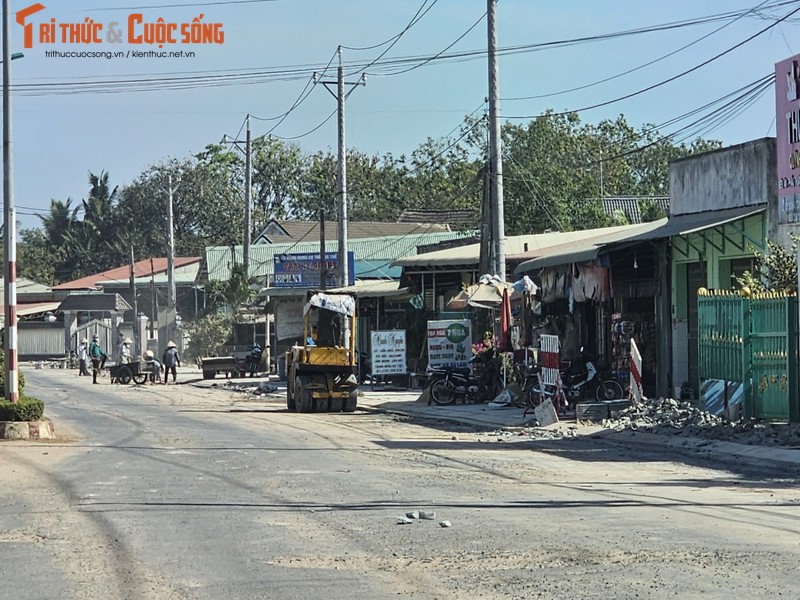 Tay Ninh: Can canh DA Tham nhua duong 30/4 huyen Tan Bien-Hinh-13