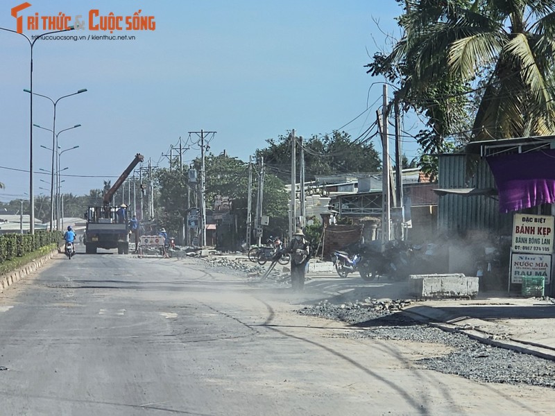 Tay Ninh: Can canh DA Tham nhua duong 30/4 huyen Tan Bien-Hinh-5