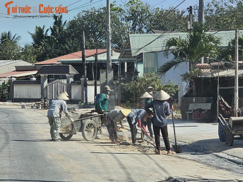 Tay Ninh: Can canh DA Tham nhua duong 30/4 huyen Tan Bien-Hinh-7