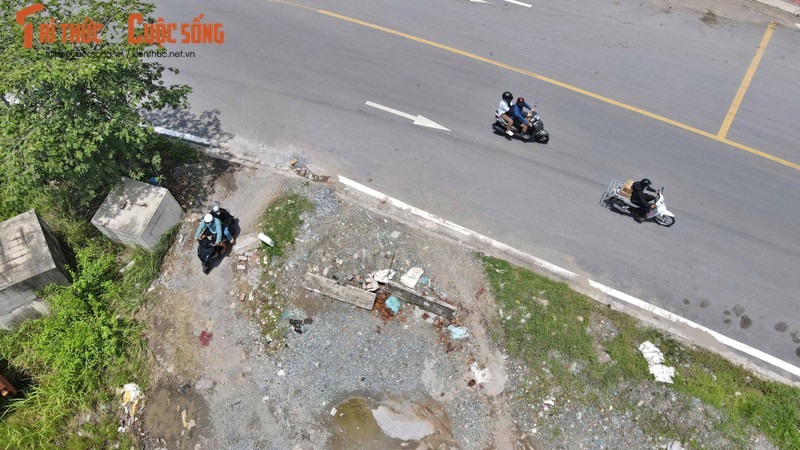 Duong duoi cau Rach Chiec lai bi chan, oto buoc phai qua Tram BOT Xa lo Ha Noi-Hinh-3