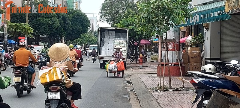 TP HCM: Duong dan sinh thanh noi “hop cho