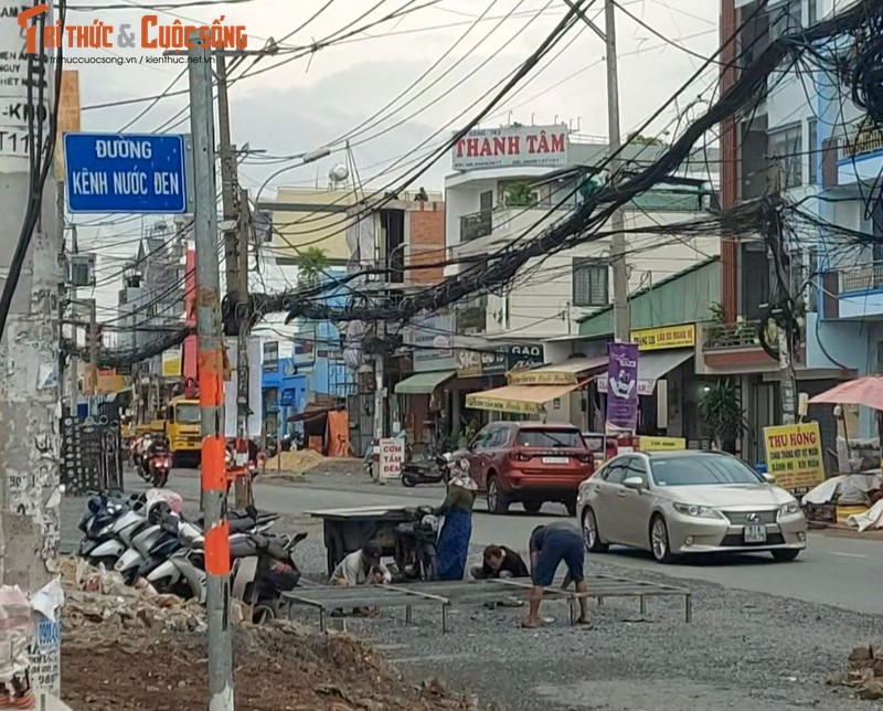 Hinh anh nham nho tren cong truong mo rong duong Tan Ky Tan Quy-Hinh-3