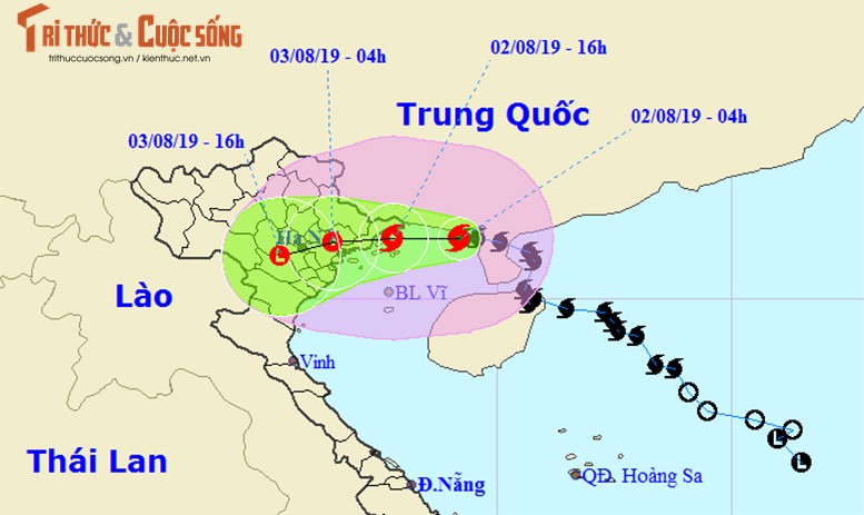 Bao so 3 giat cap 12 dang tien vao dat lien: 14 tau ca mat lien lac khi tranh bao